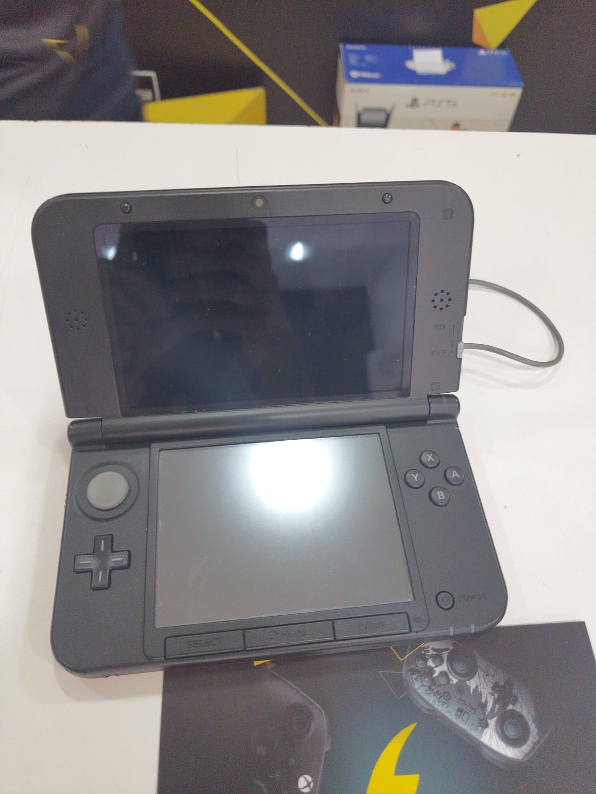 Nintendo 2Ds Branco e Vermelho + Jogo Super Mario Bros. 2 [video