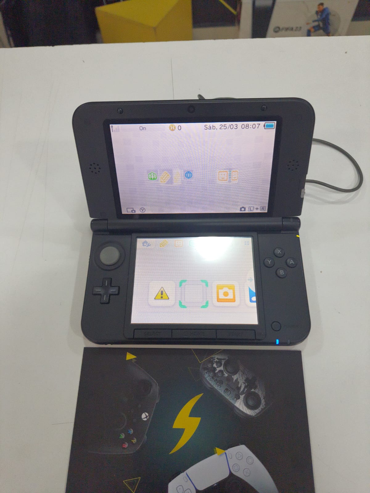 Nintendo 3DS XL + 25 Jogos